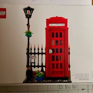 LEGO Red London Phonebooth